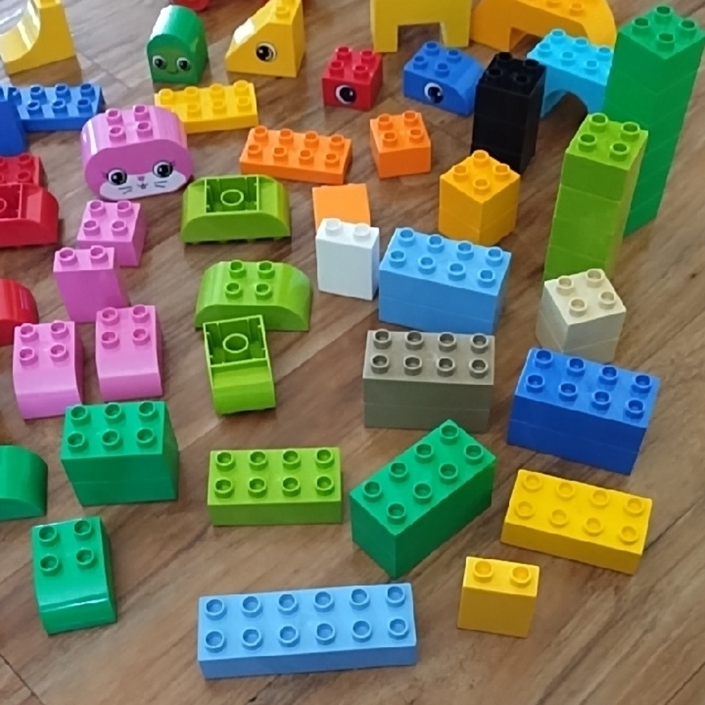 LEGO Building Blocks - Picture 5 of 6